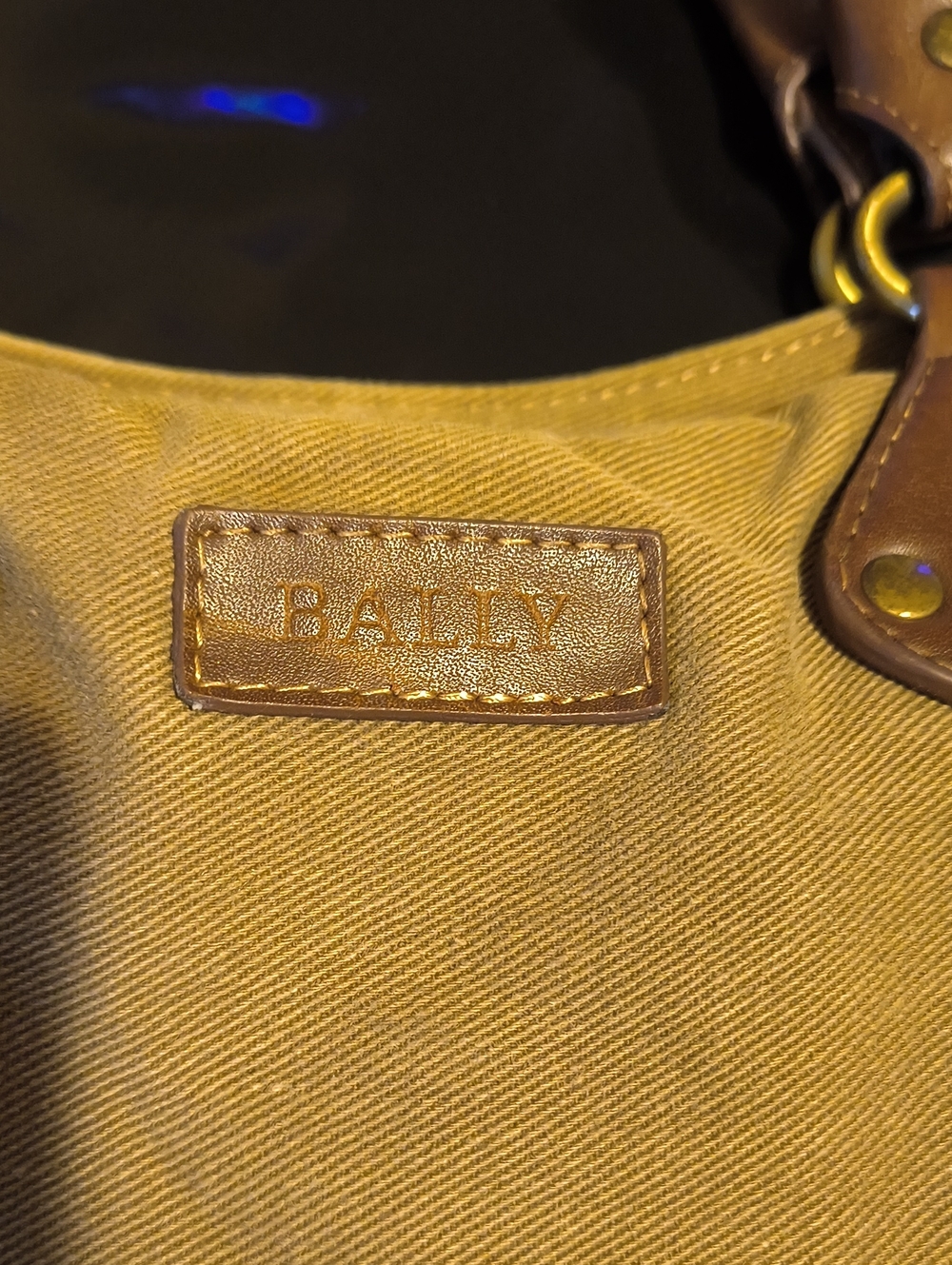 Vintage Bally Bag - Picture 2 of 14